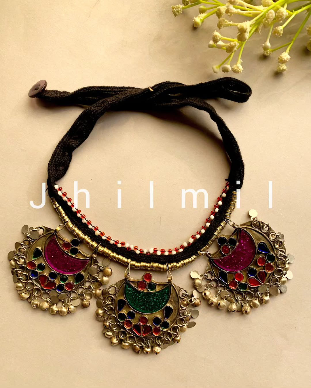 Afghan chandbali choker