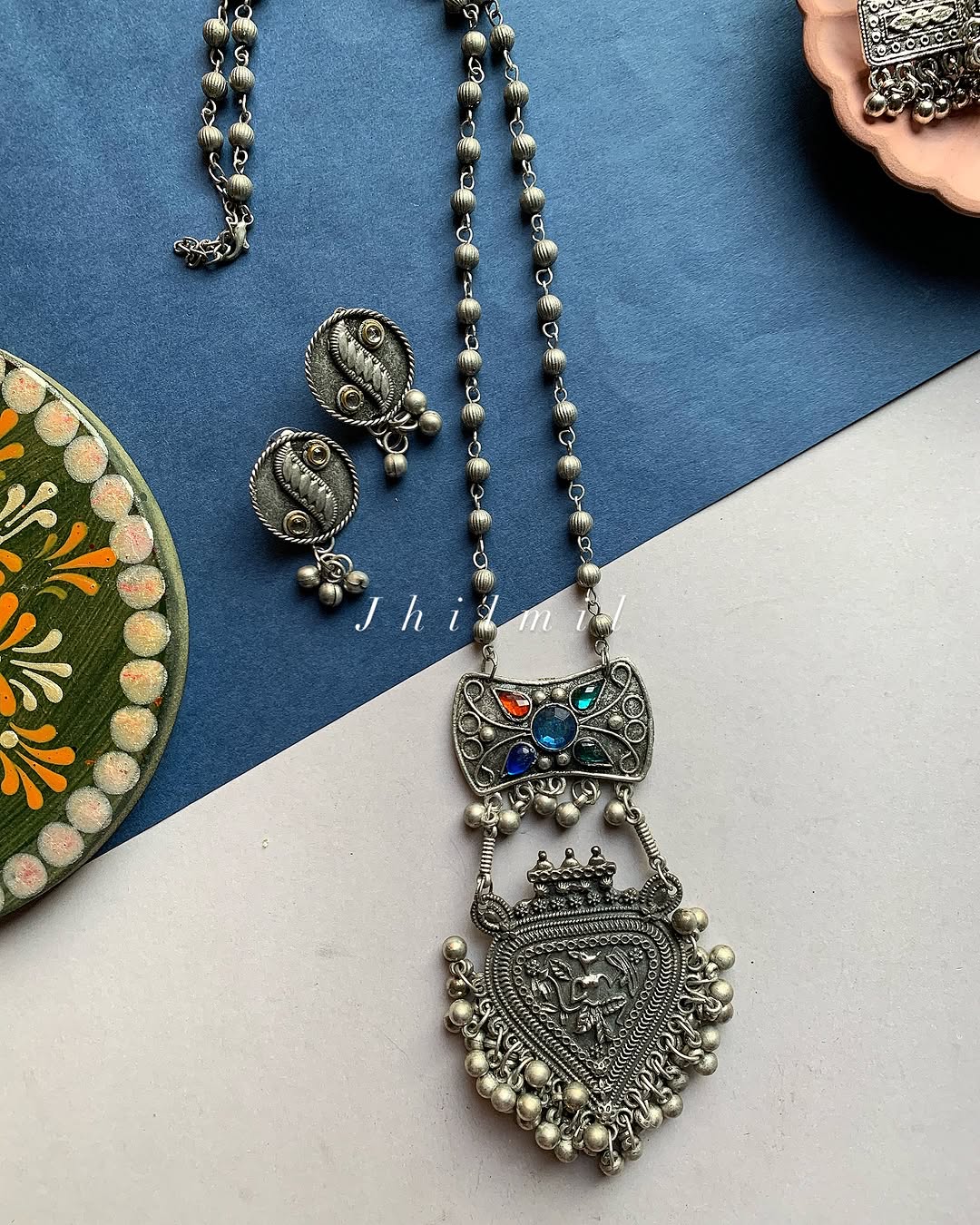 Black polish Paan Mala set