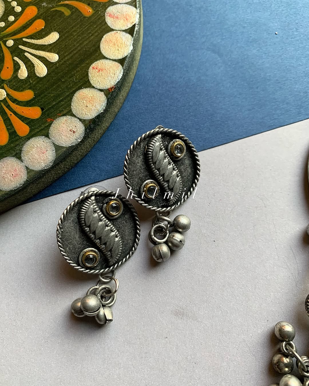 Black polish Paan Mala set