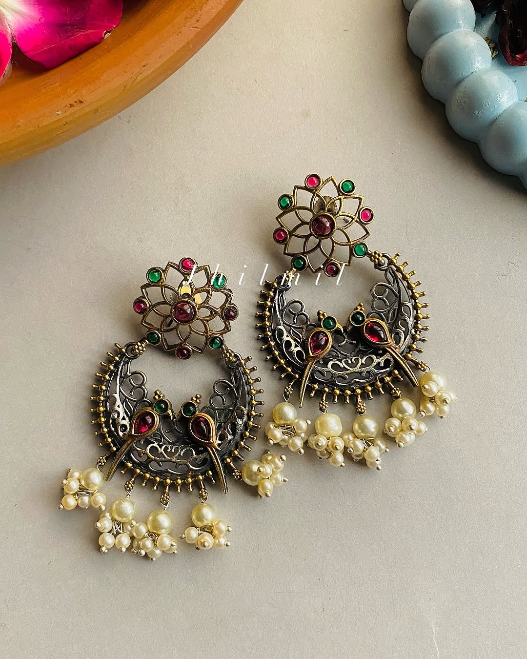 Seerat pearl earrings