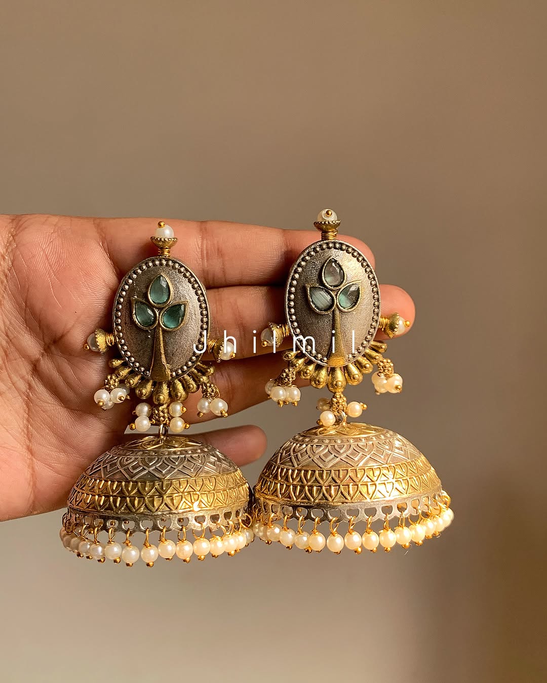 Hasrat Jhumka