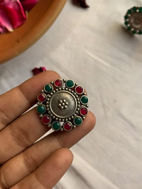 Oxidized Ring 015