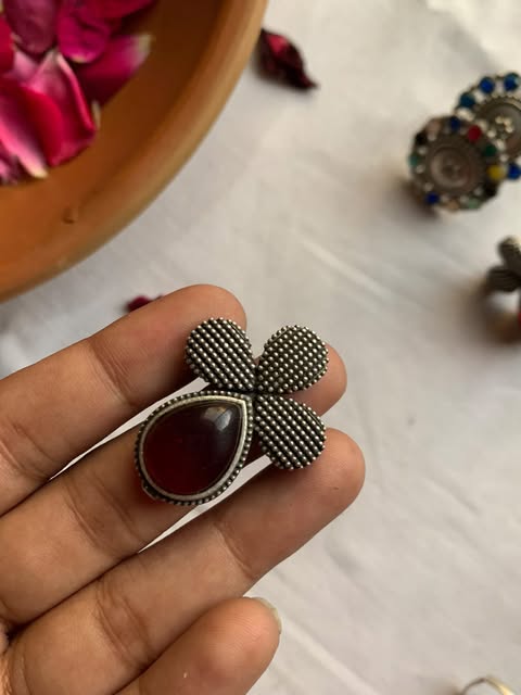 Oxidized Ring 016