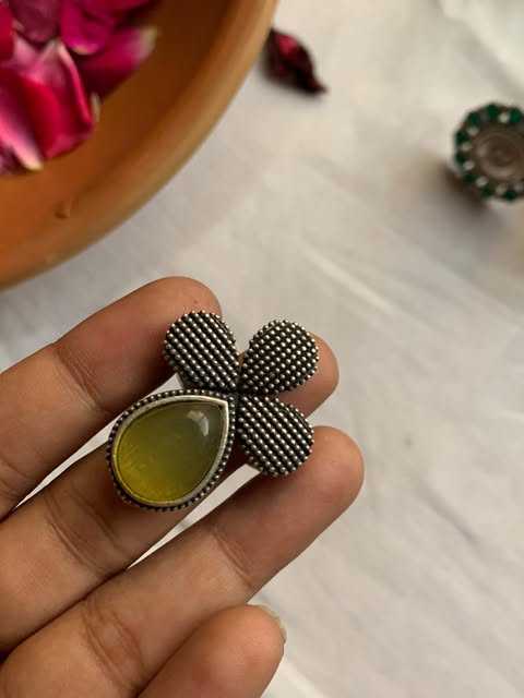 Oxidized Ring 016
