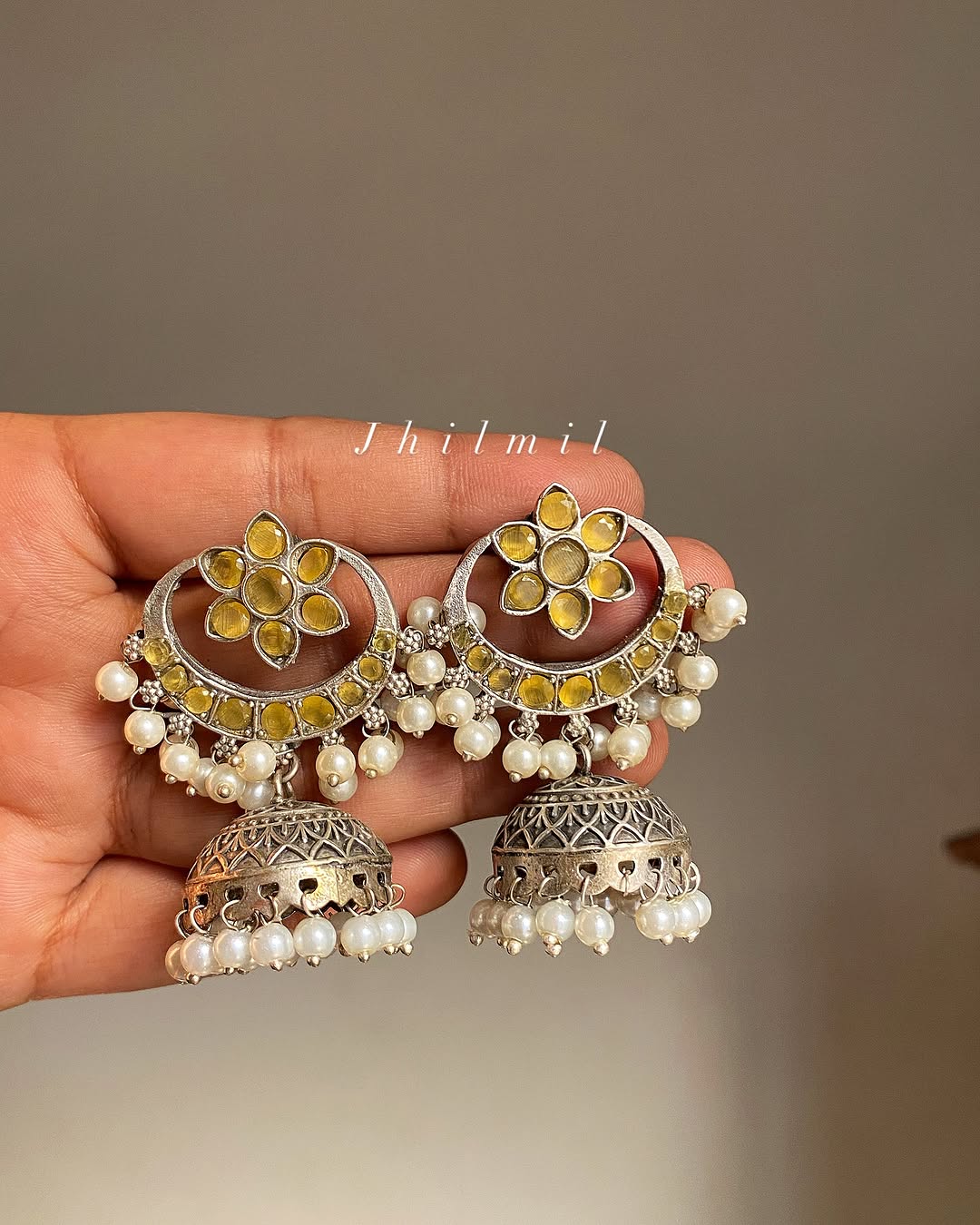 Sitara Jhumki