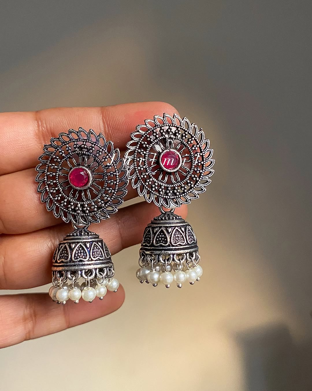 Meharnaaz Jhumki