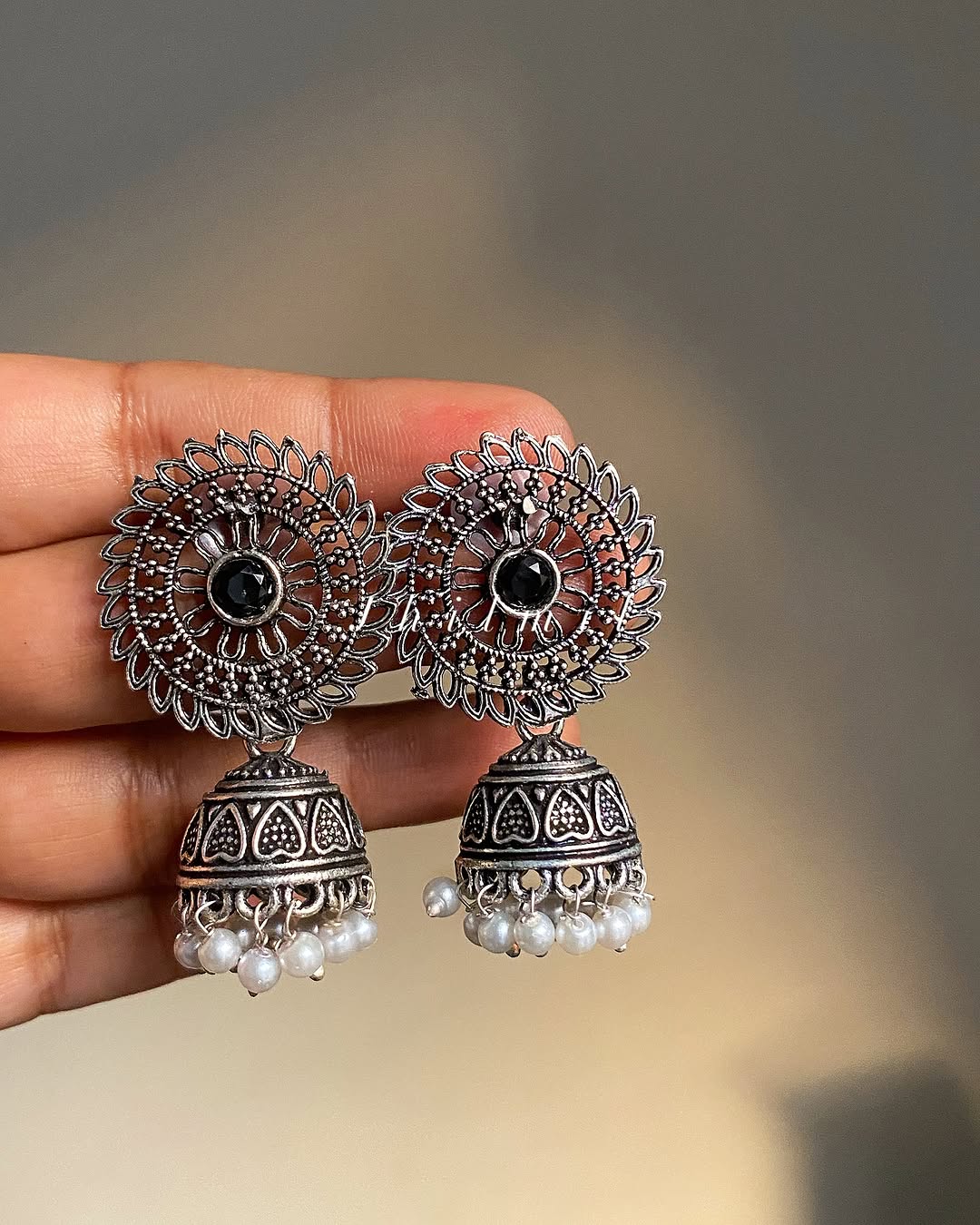 Meharnaaz Jhumki