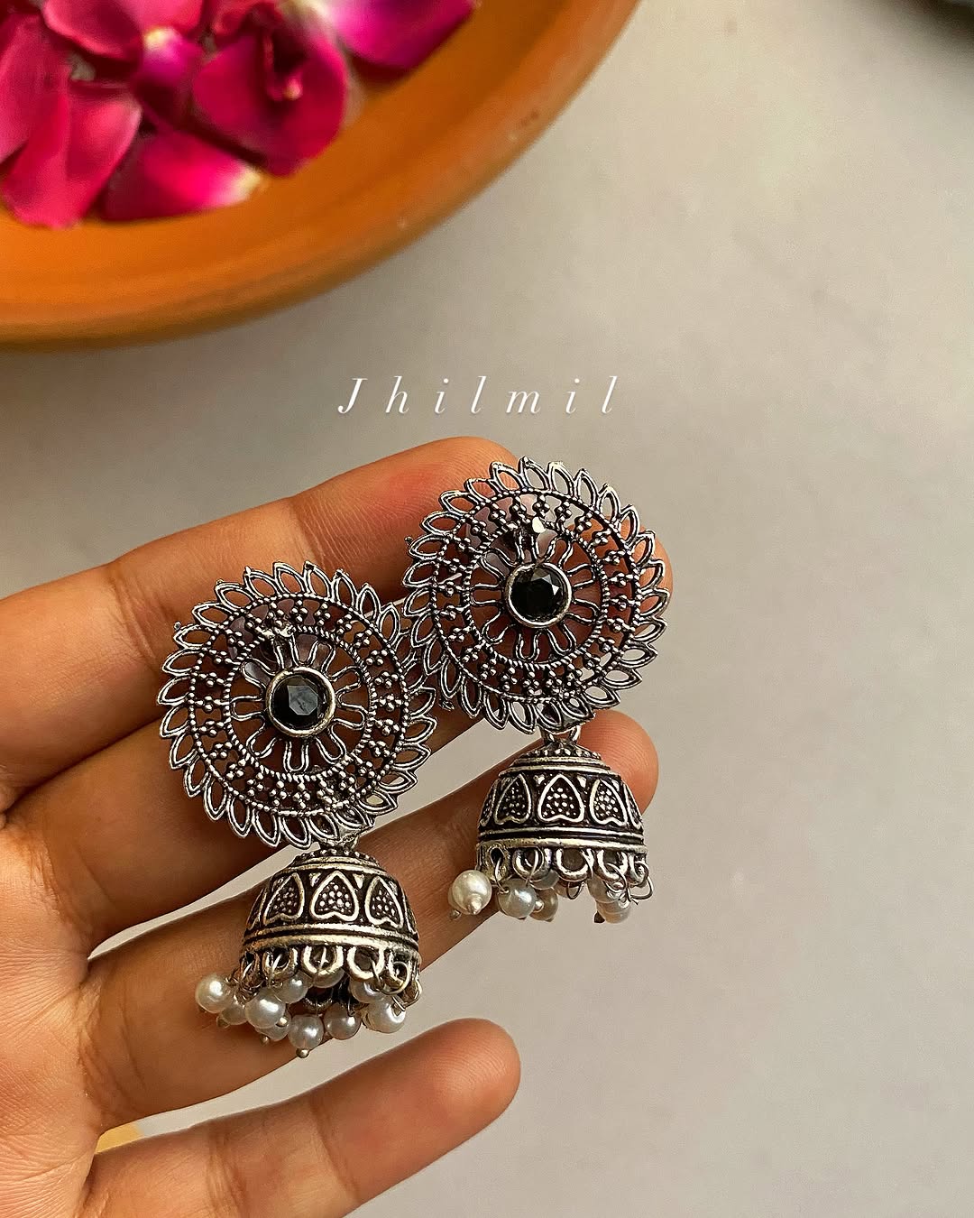 Meharnaaz Jhumki
