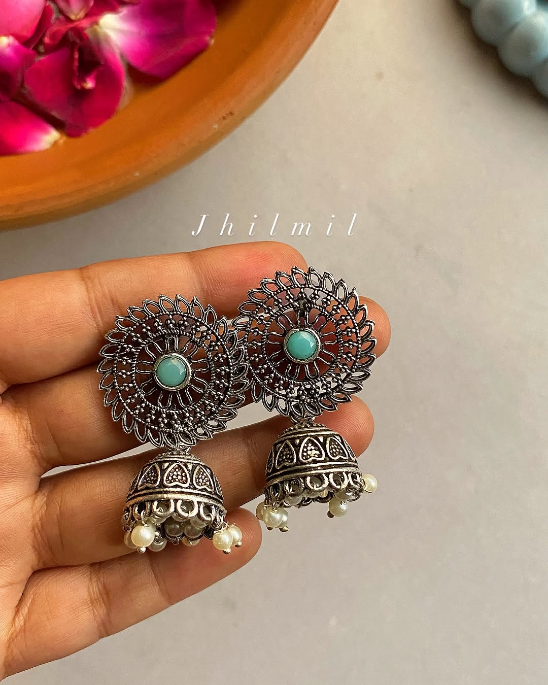 Meharnaaz Jhumki