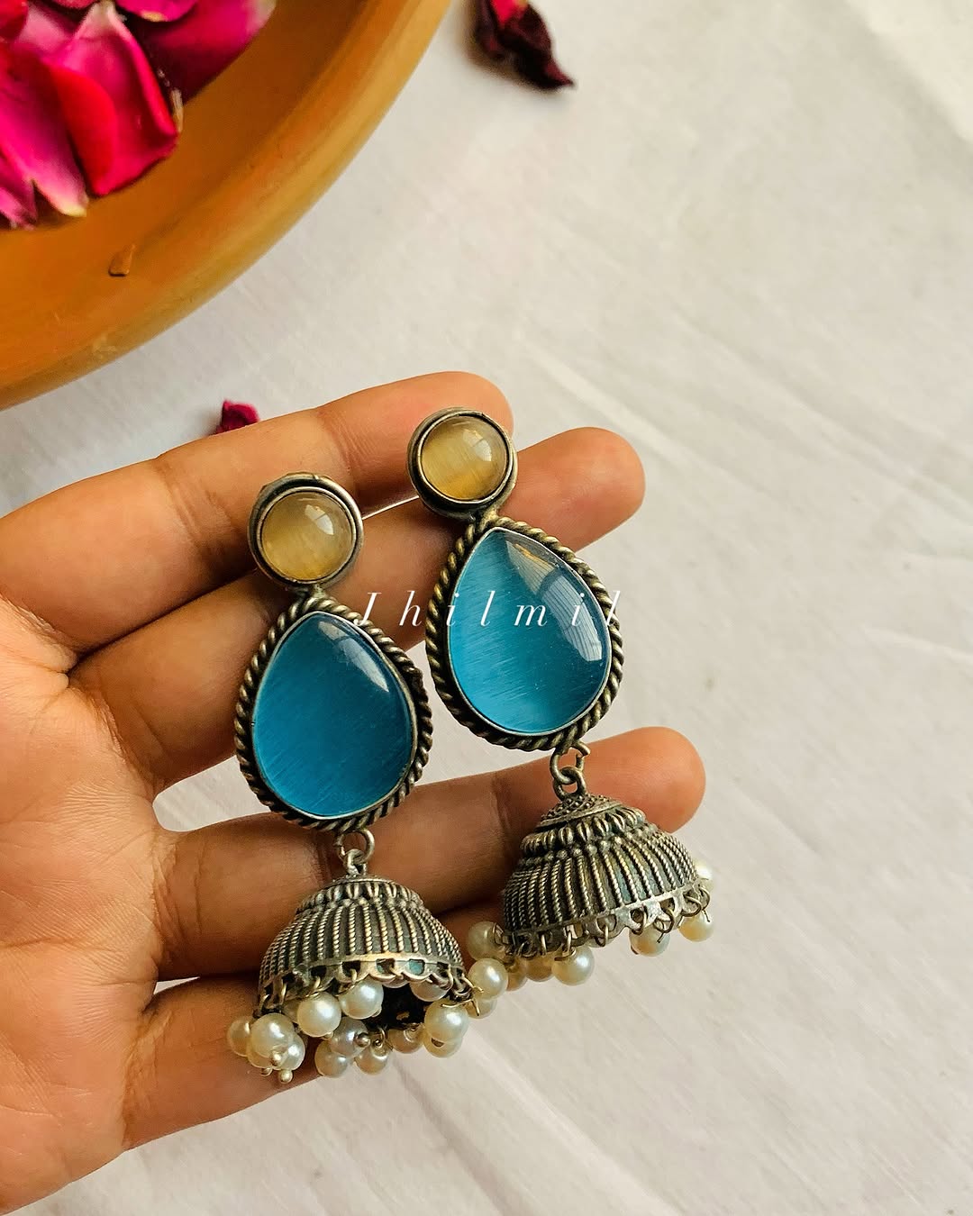 Pakeeza Jhumki