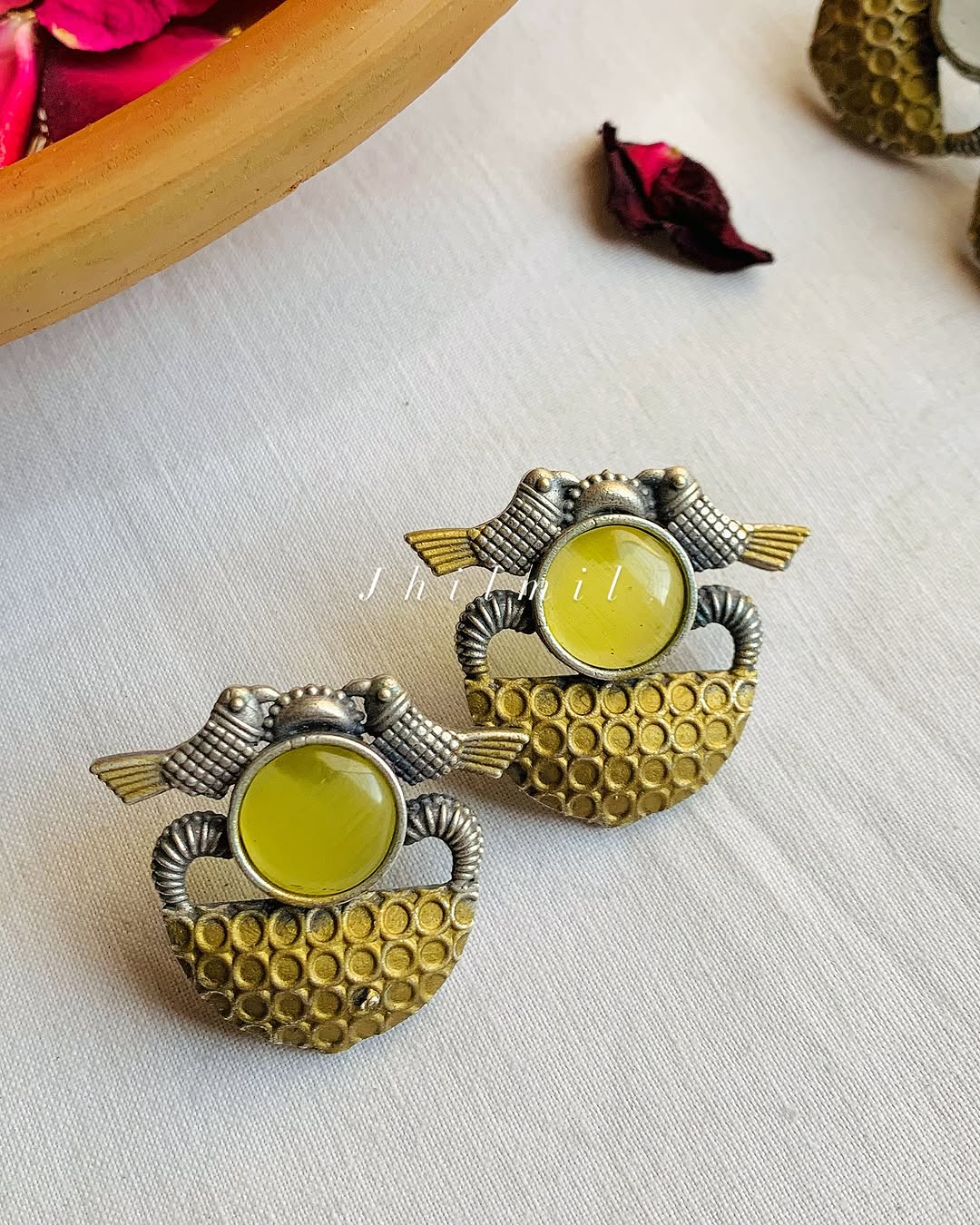 Chirya Dual tone Ear Candy
