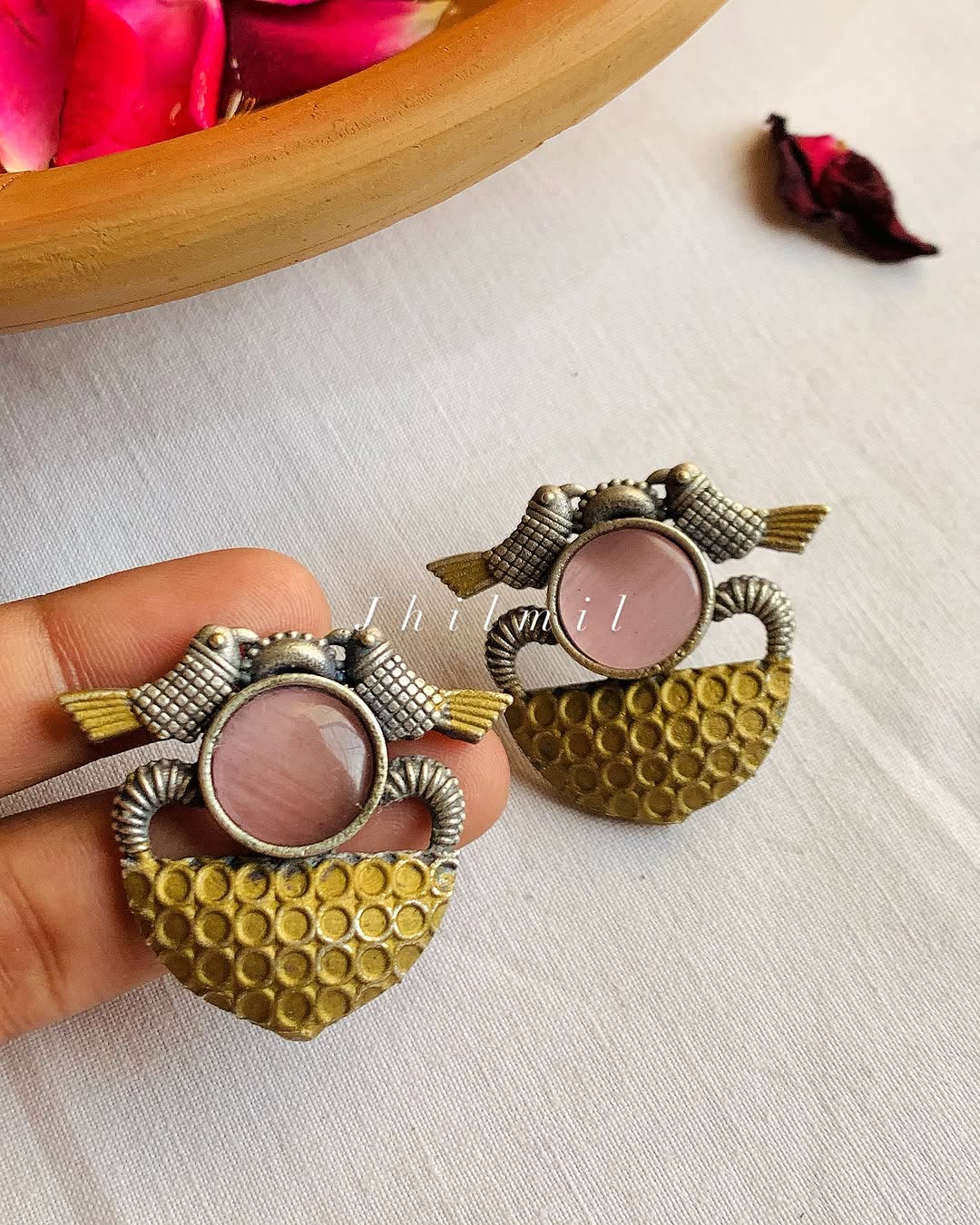 Chirya Dual tone Ear Candy