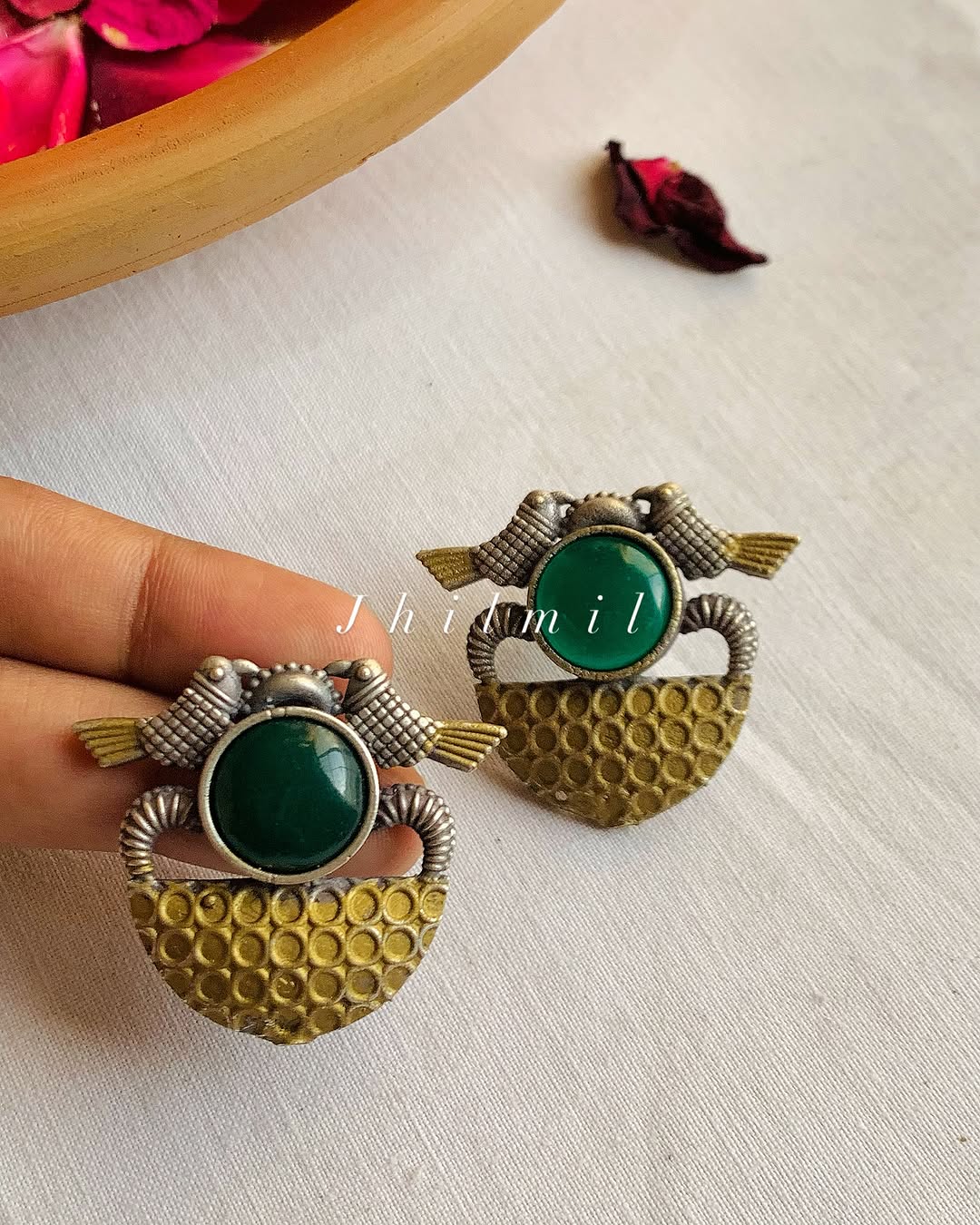 Chirya Dual tone Ear Candy