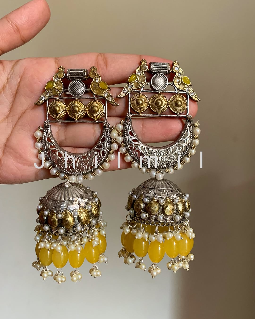 Madhu Bala Jhumka