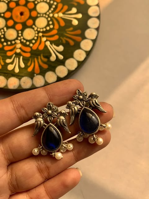 Tota Ear candy