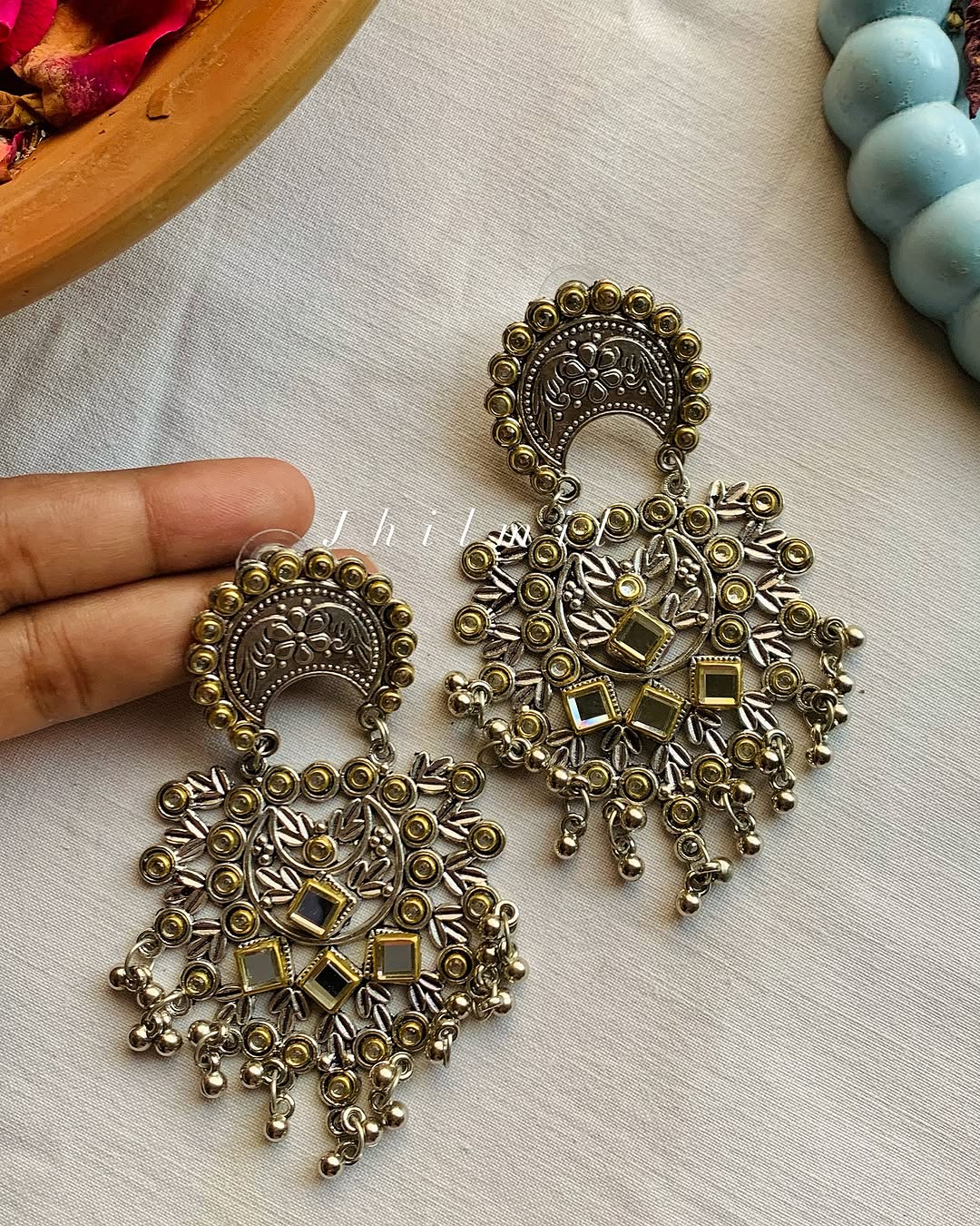 Half moon kundan stone earring