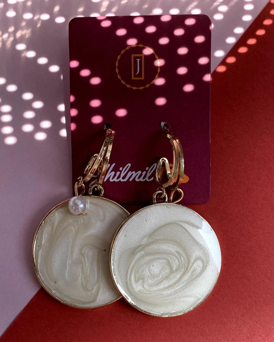 Colored Raisan Round Earrings
