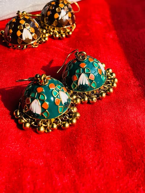 Meena Jhumki