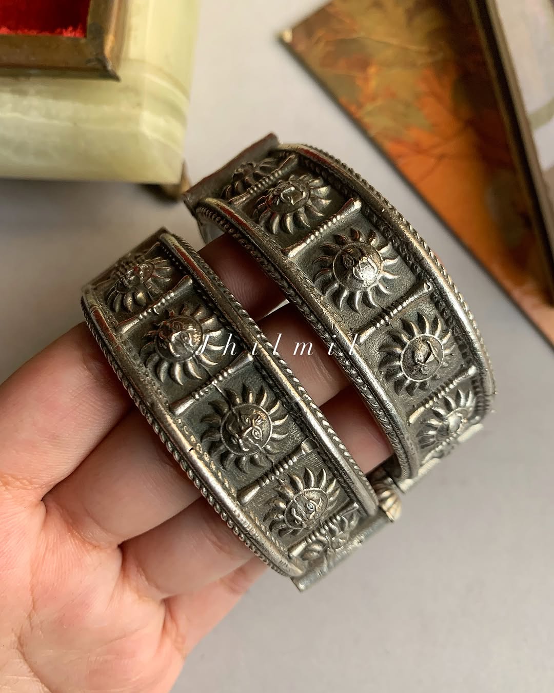 Sooraj Oxidized Kara