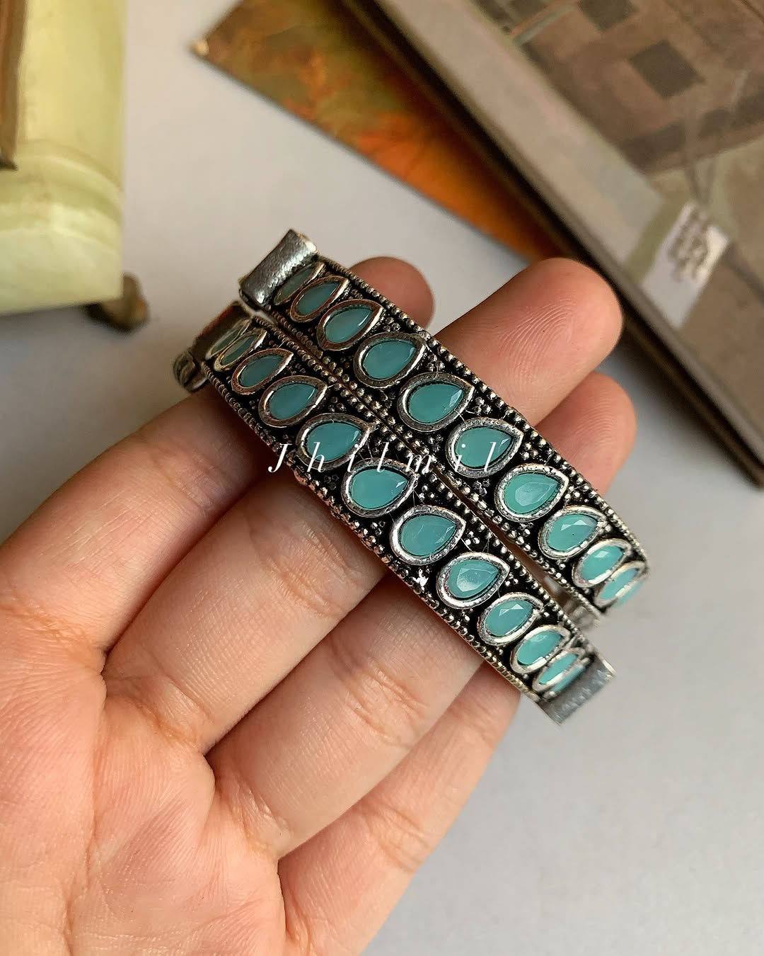 Tear stone studded kara