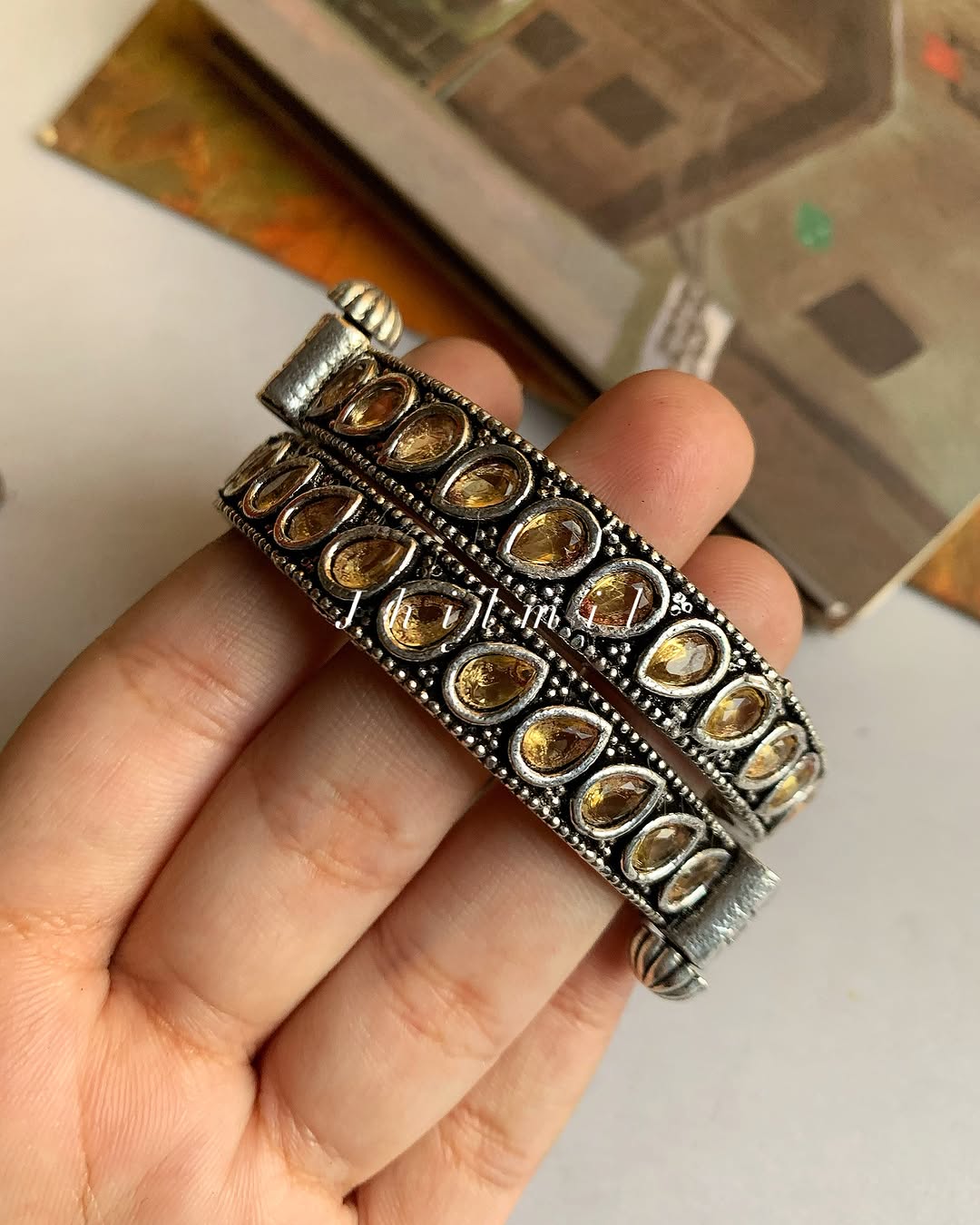 Tear stone studded kara