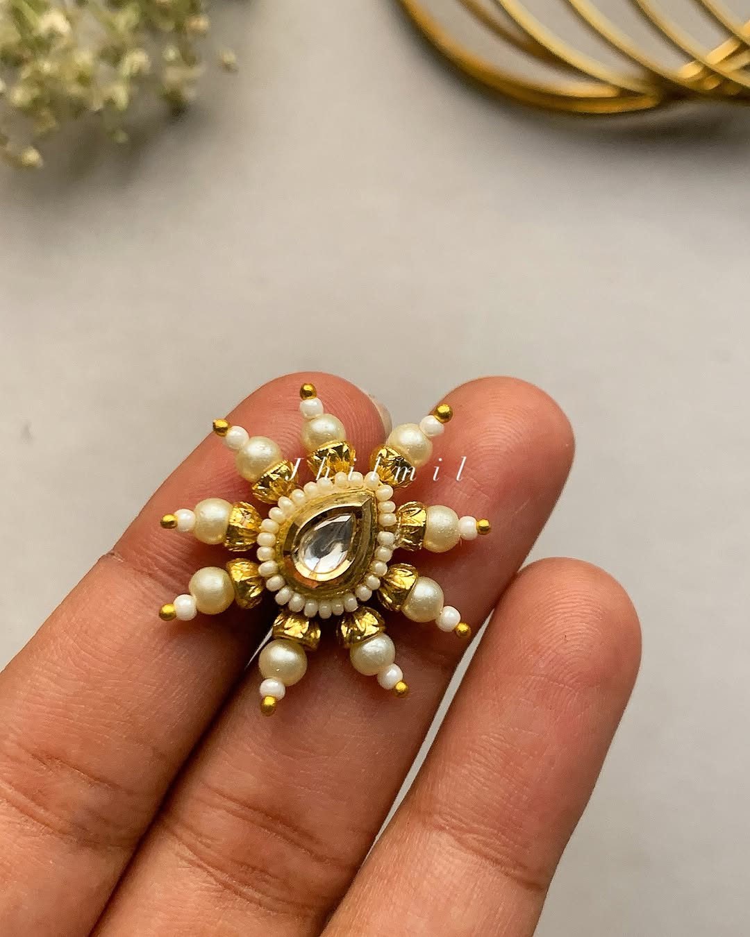 Chunky Kundan Nosepin