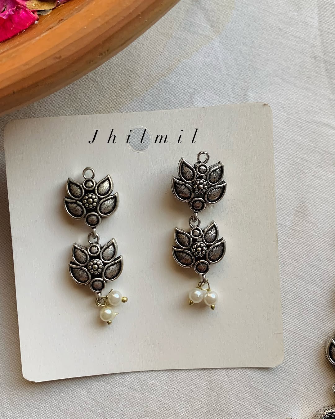 Leaf Motif medium length mala set