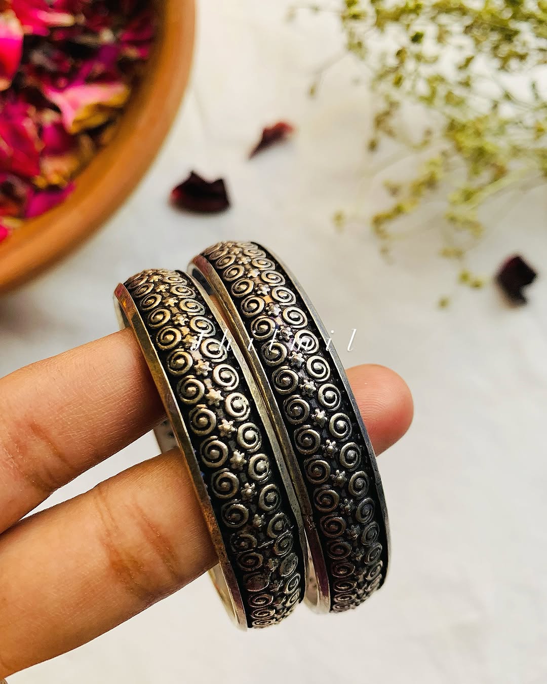 Rajhastani Carved Bangles