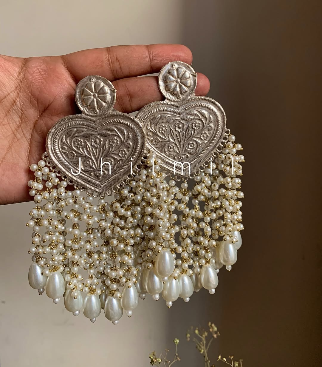 Dilnaz Earrings