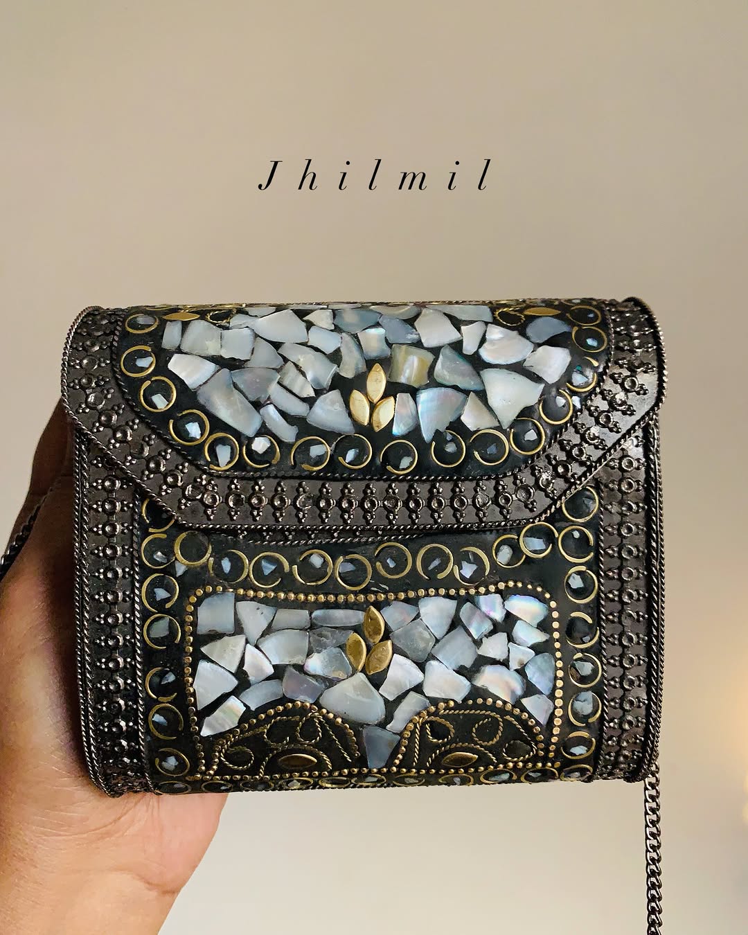 Medium Vintage Clutch