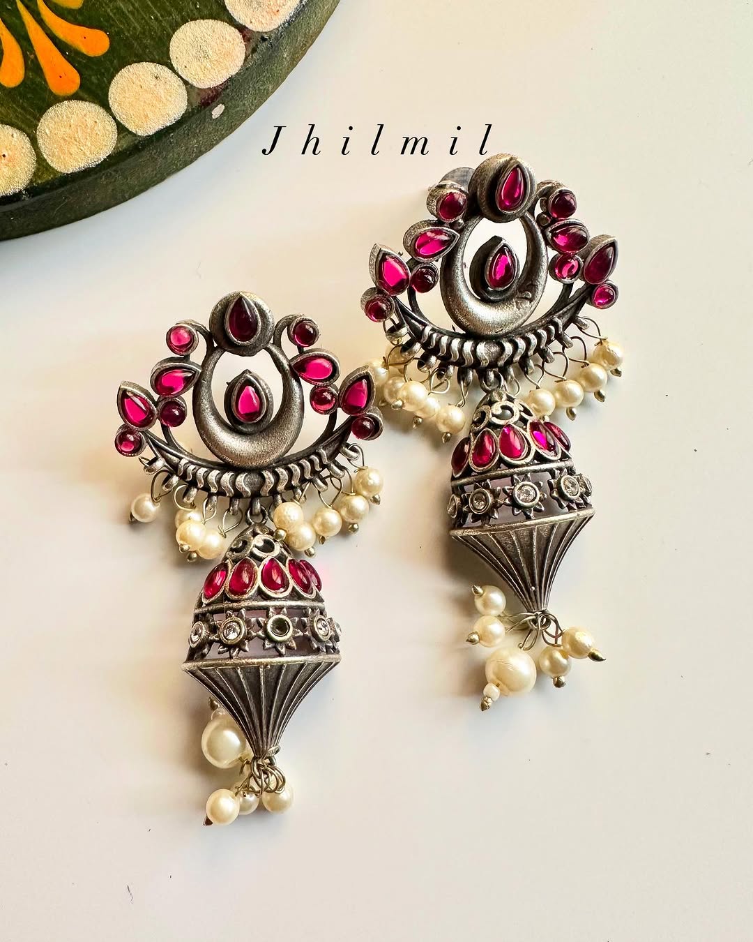 Gulbadan Ear Candy
