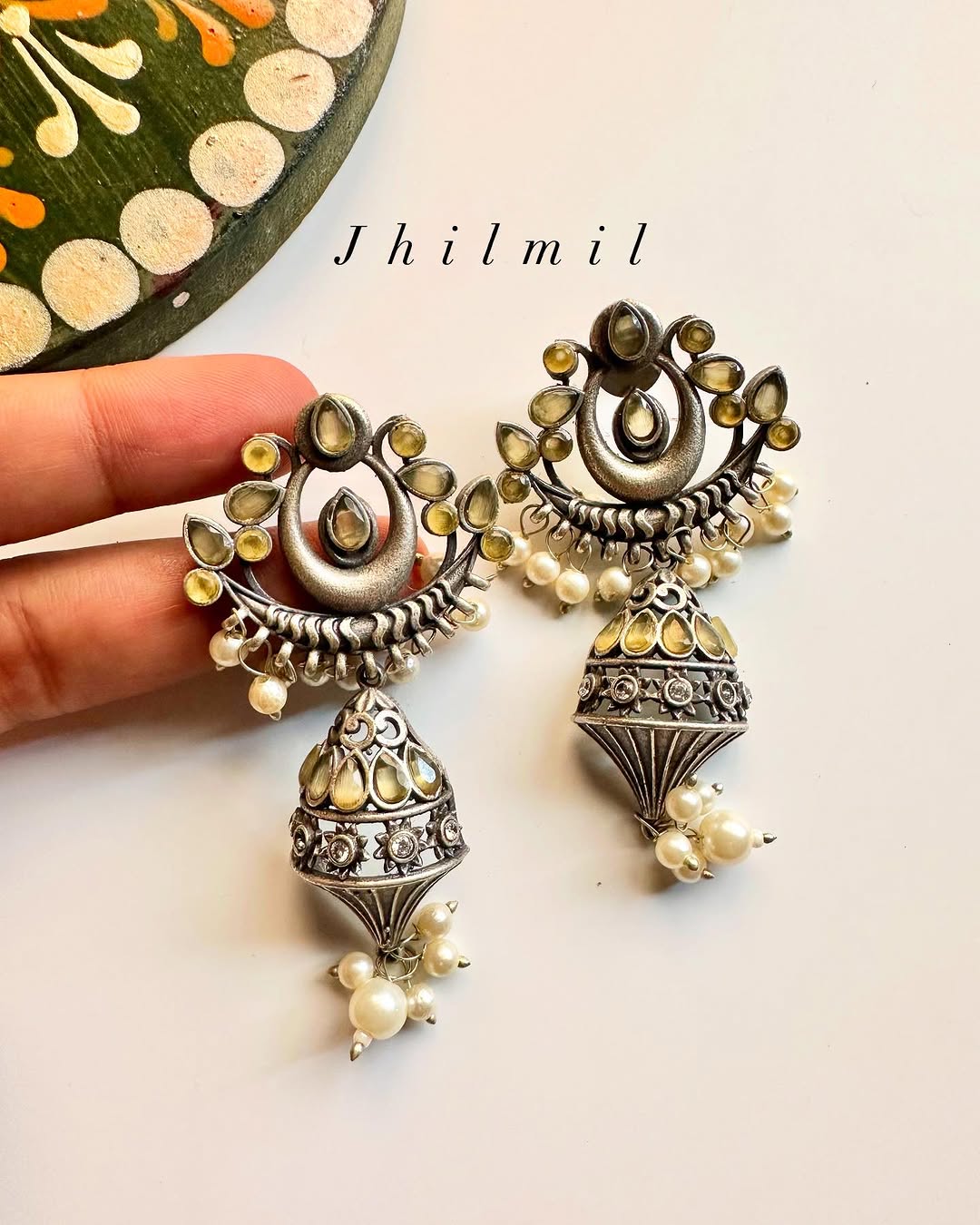 Gulbadan Ear Candy