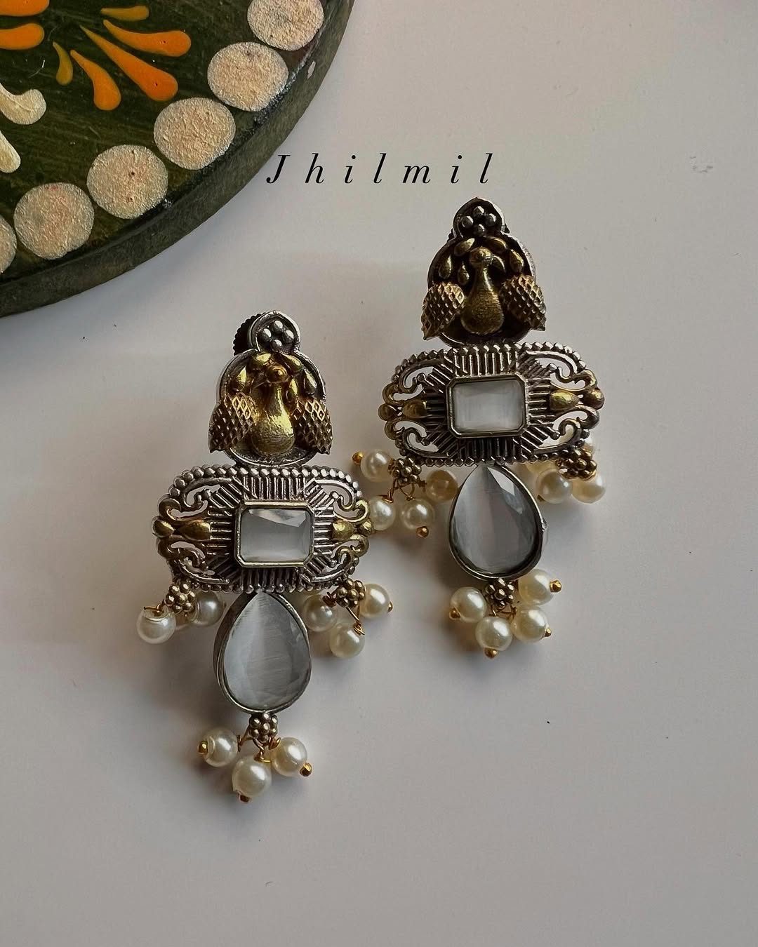 Roshanara Dual Tone Studs