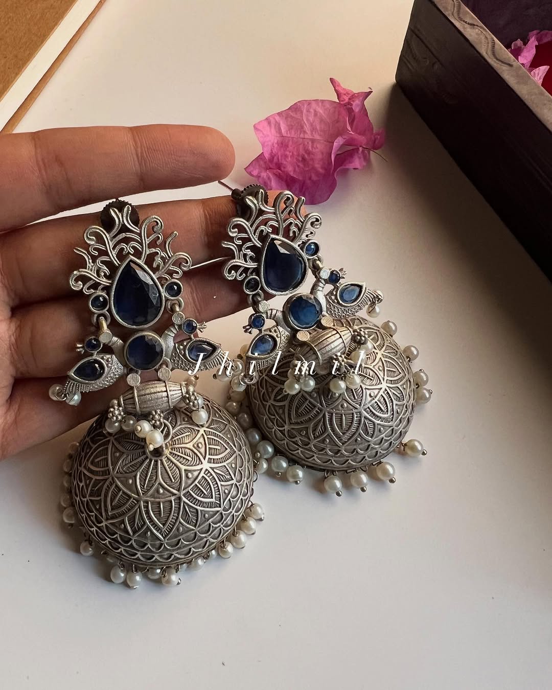Mahgul Jhumka