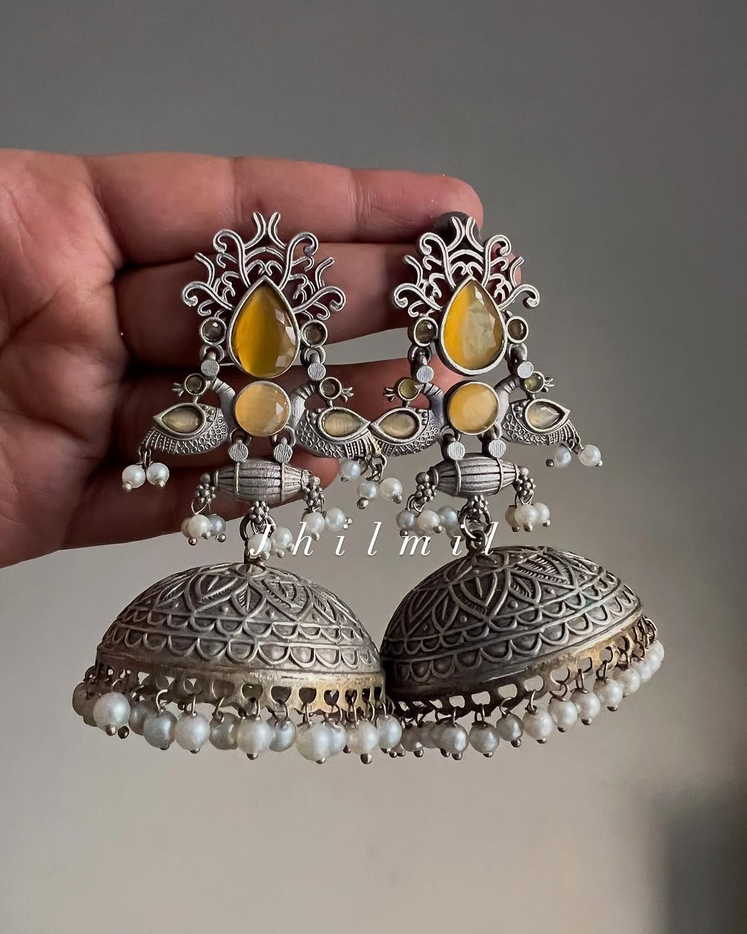 Mahgul Jhumka