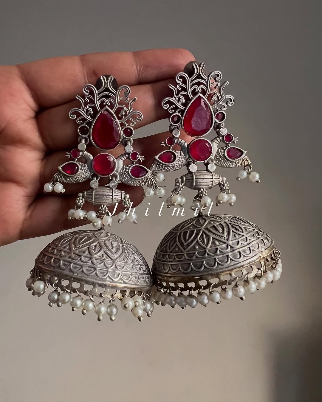 Mahgul Jhumka