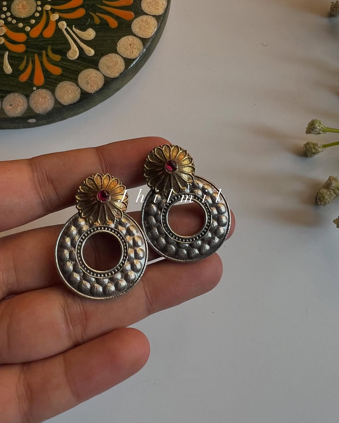 Gulnar Studs