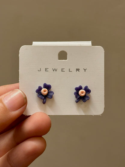 Flower Stud Design 6
