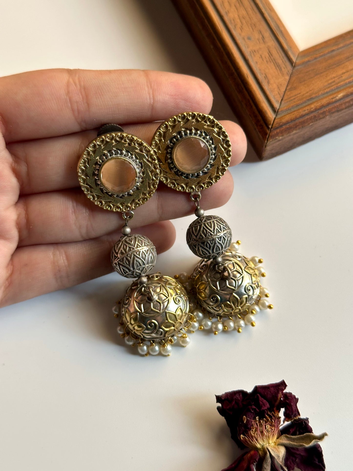 Round Dual Tone Jhumki