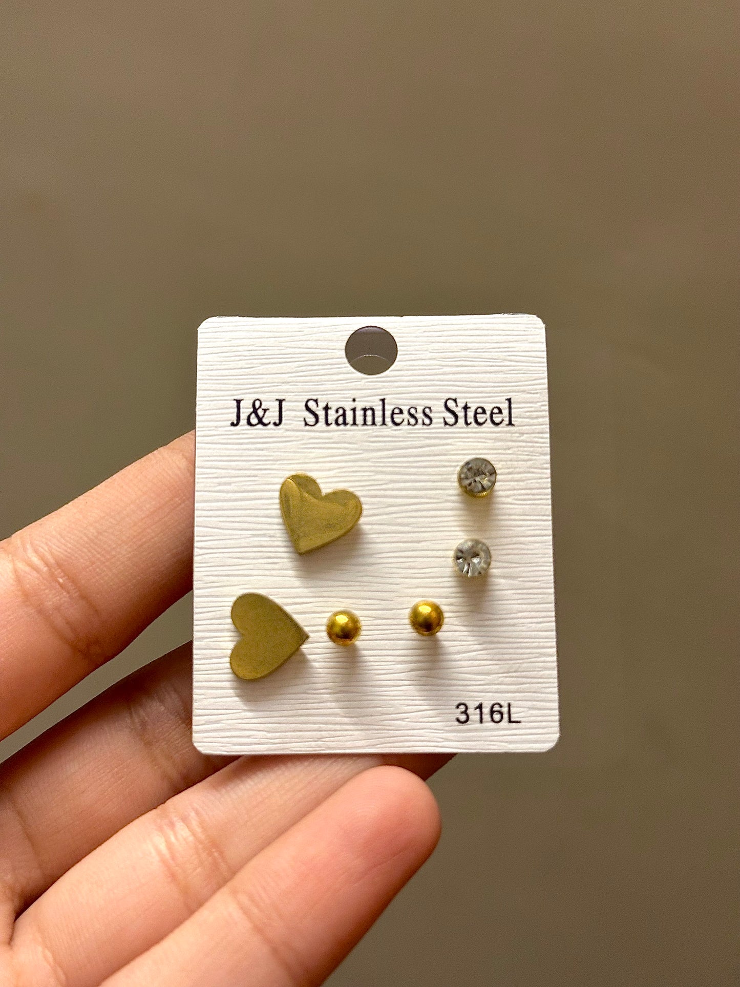 Mini Heart Stud Set