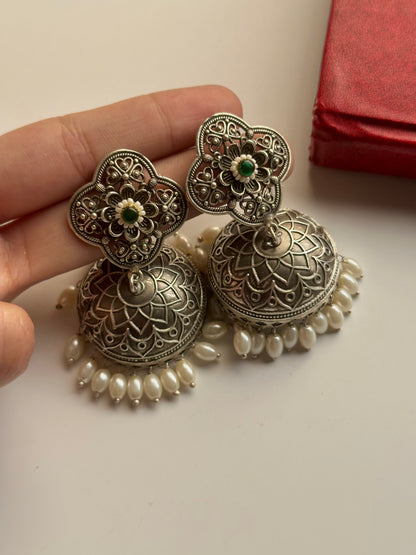 Gulzar Jhumka