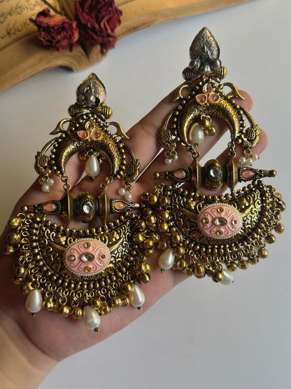 Anika Danglers