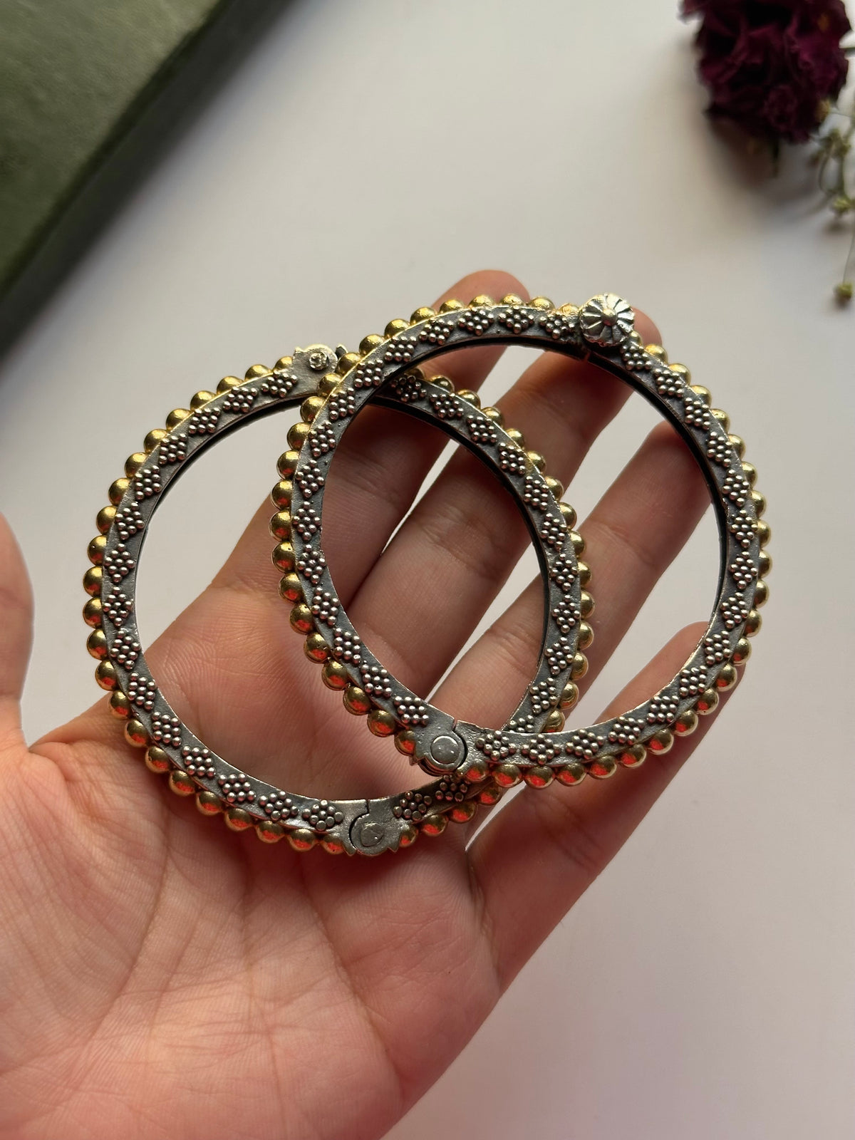 Dual Tone Sleek Kara