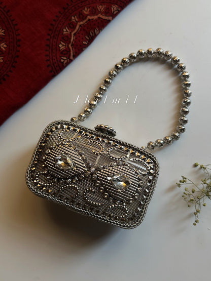 Handmade Festive Clutch Design 3