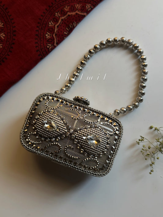 Handmade Festive Clutch Design 3