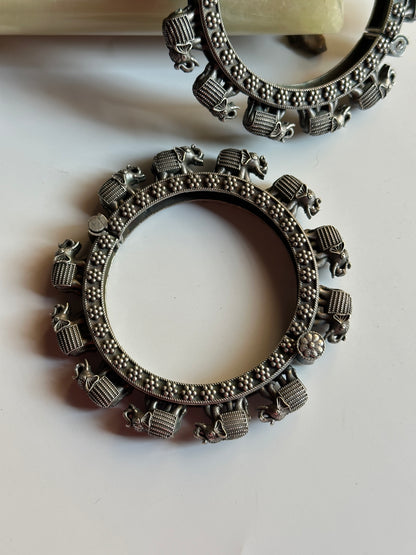 Elephant Motif Kara