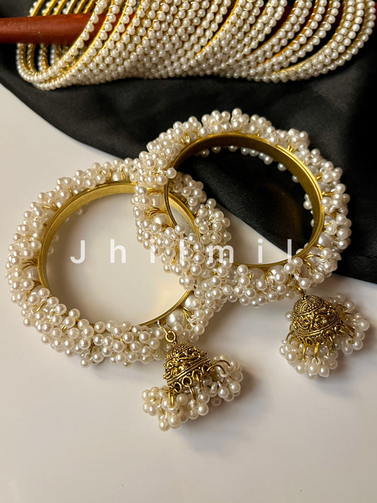 Gajra Moti Jhumki Bangles