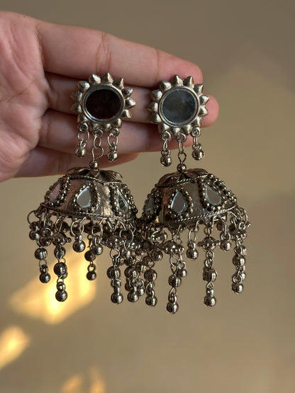 Sheesh Latkan Jhumka