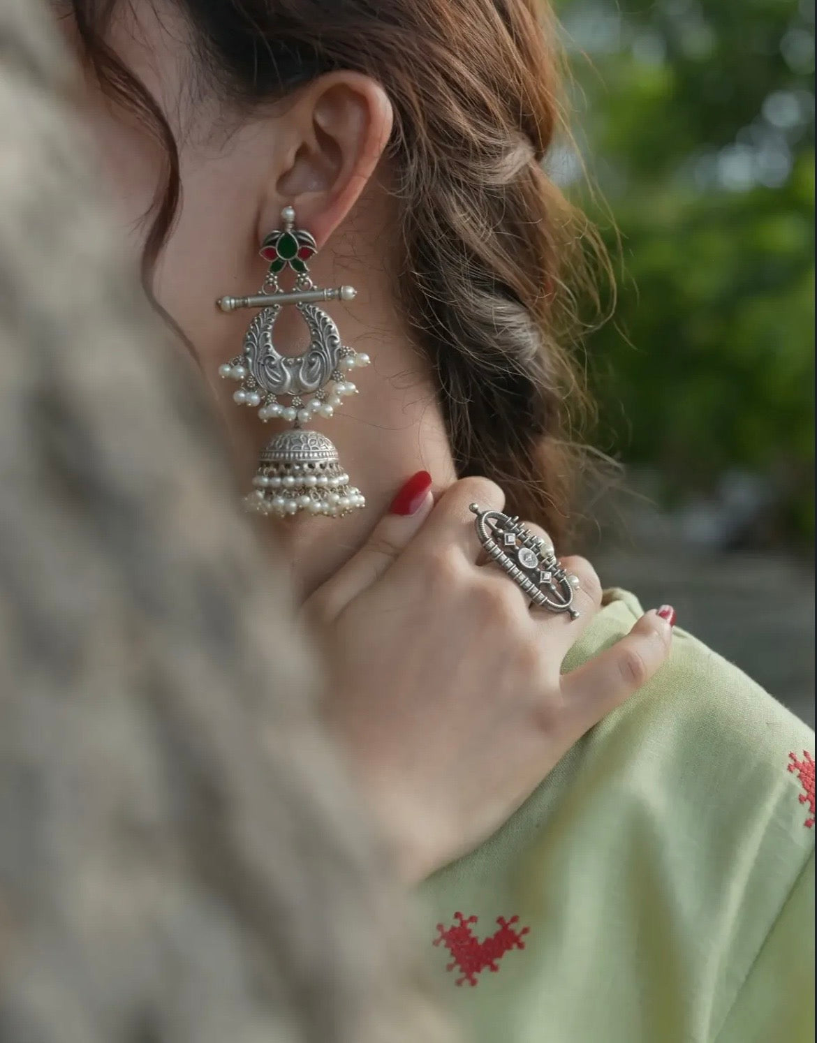 Mehbooba Jhumka