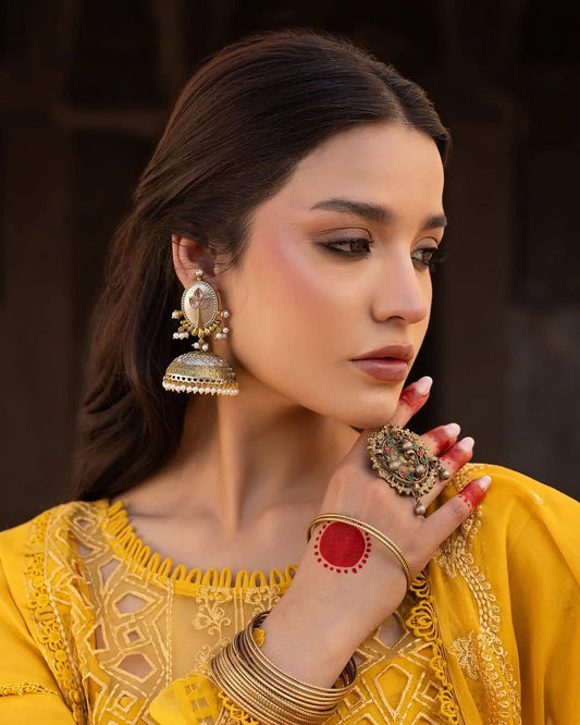Hasrat Jhumka